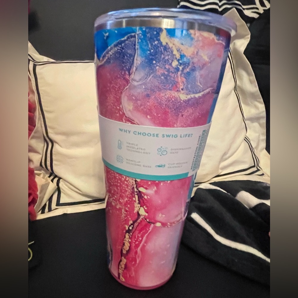 Swig Life Colorful Tumbler - Picture 3 of 4